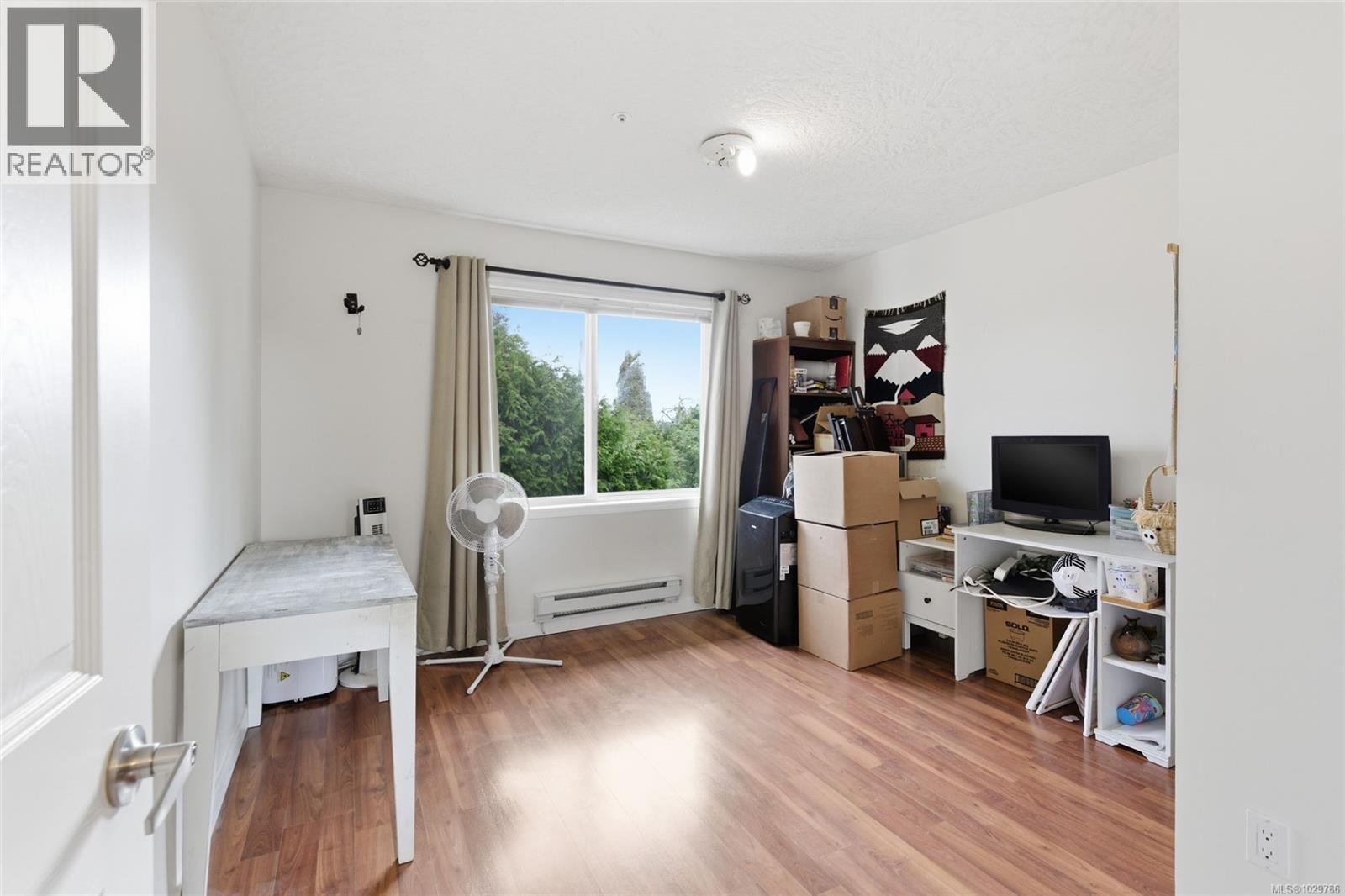 #9 571 BRADLEY ST - 17