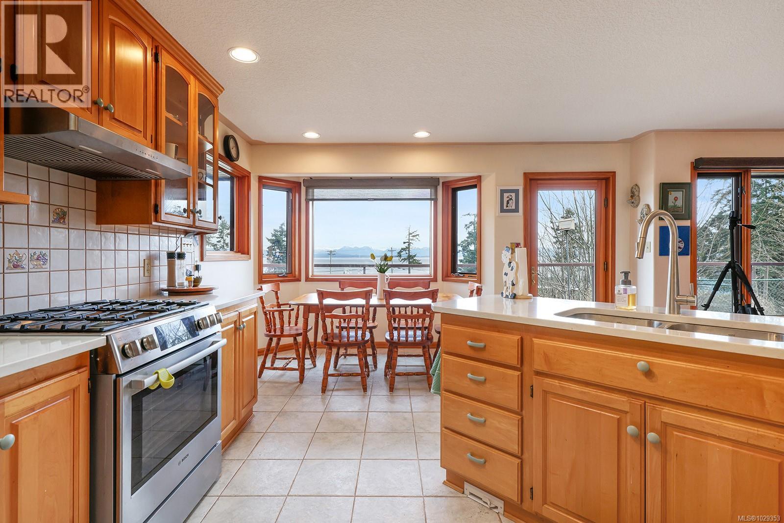 3882 WAVECREST RD - 12