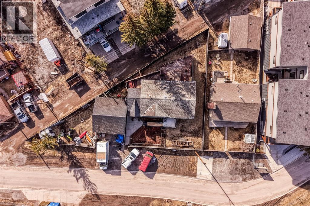 1405 & 1409 MOUNTAIN AVENUE - Image 2