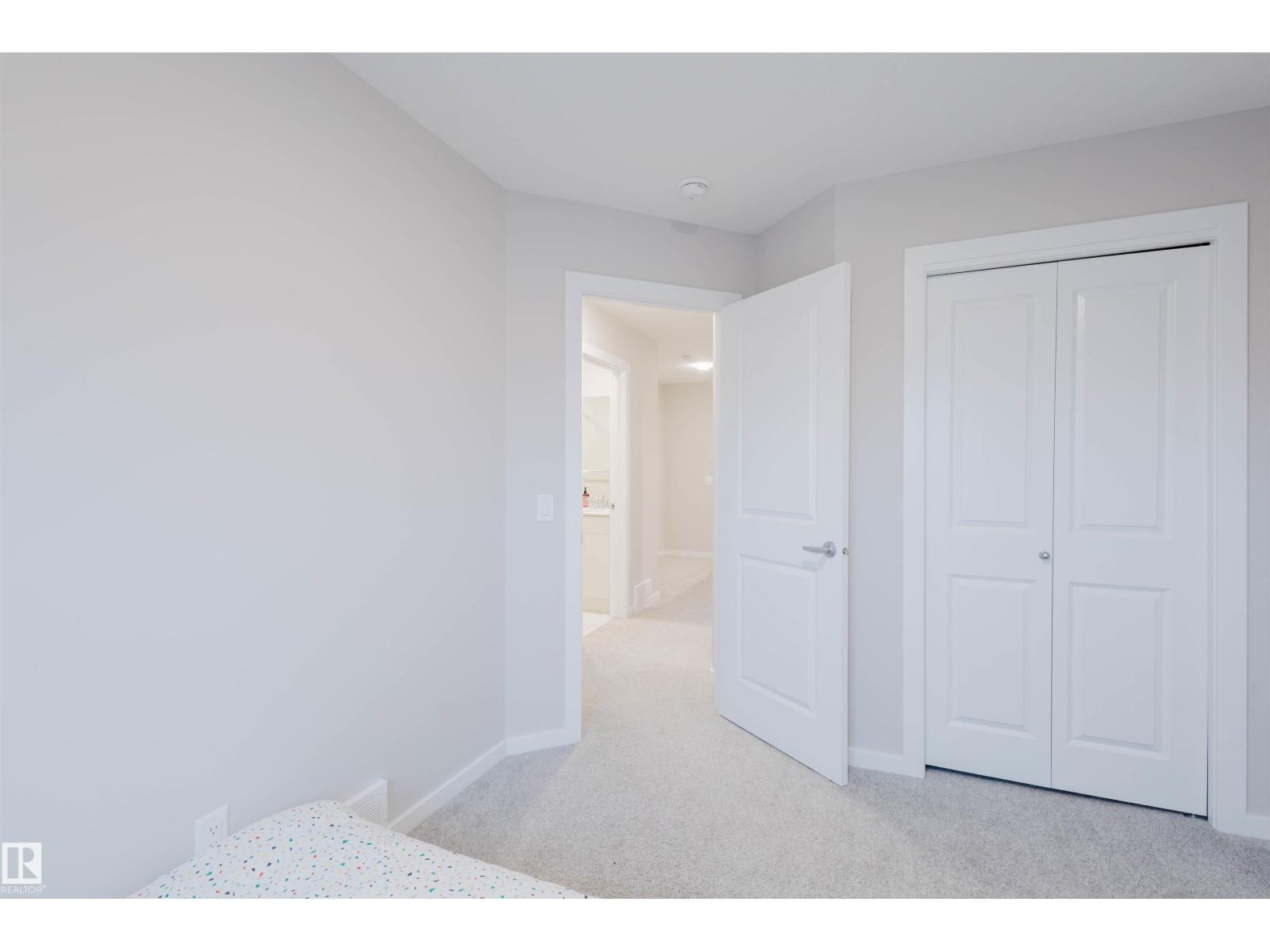 8149 226A ST NW - 33