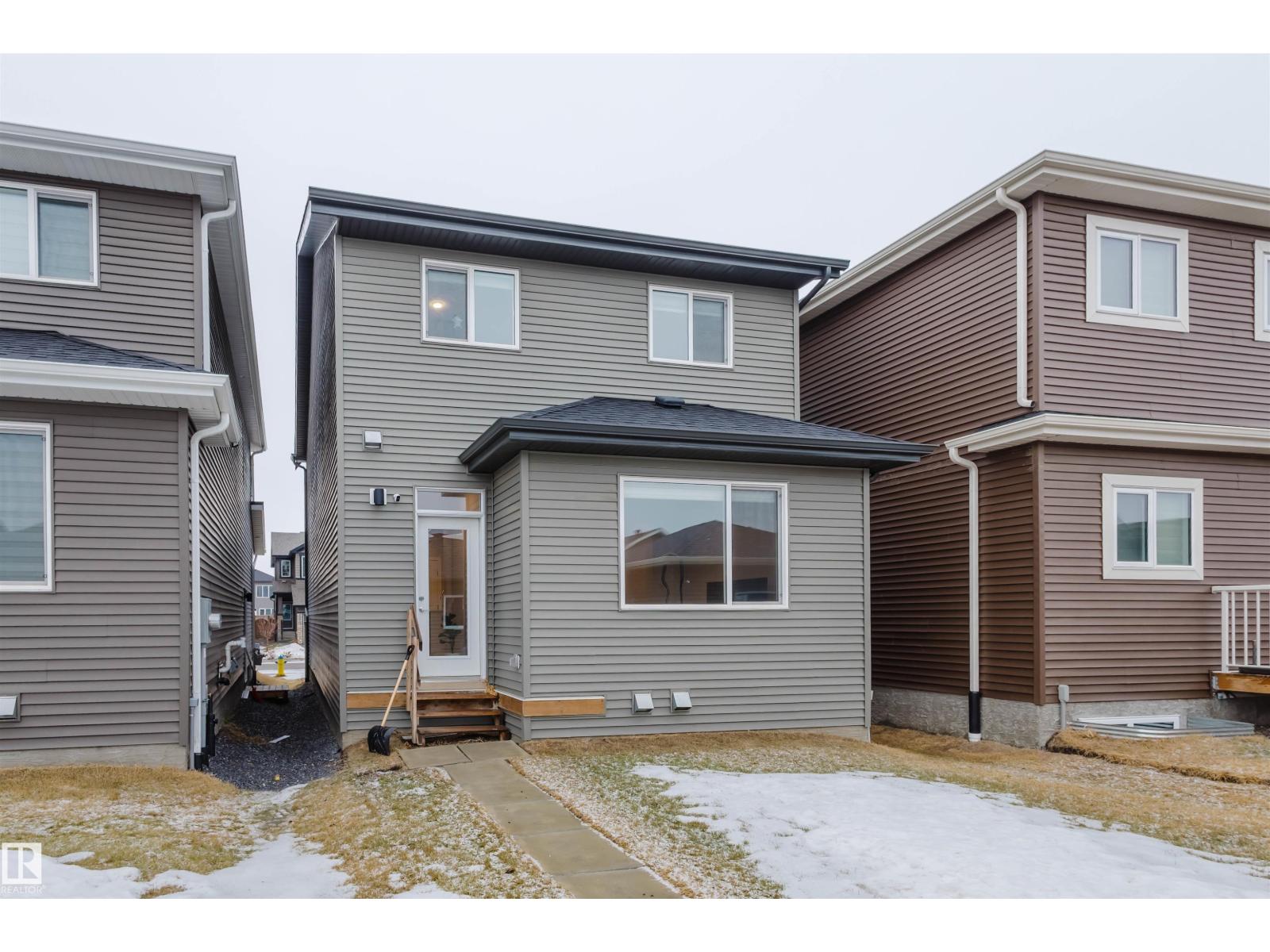 8149 226A ST NW - 46
