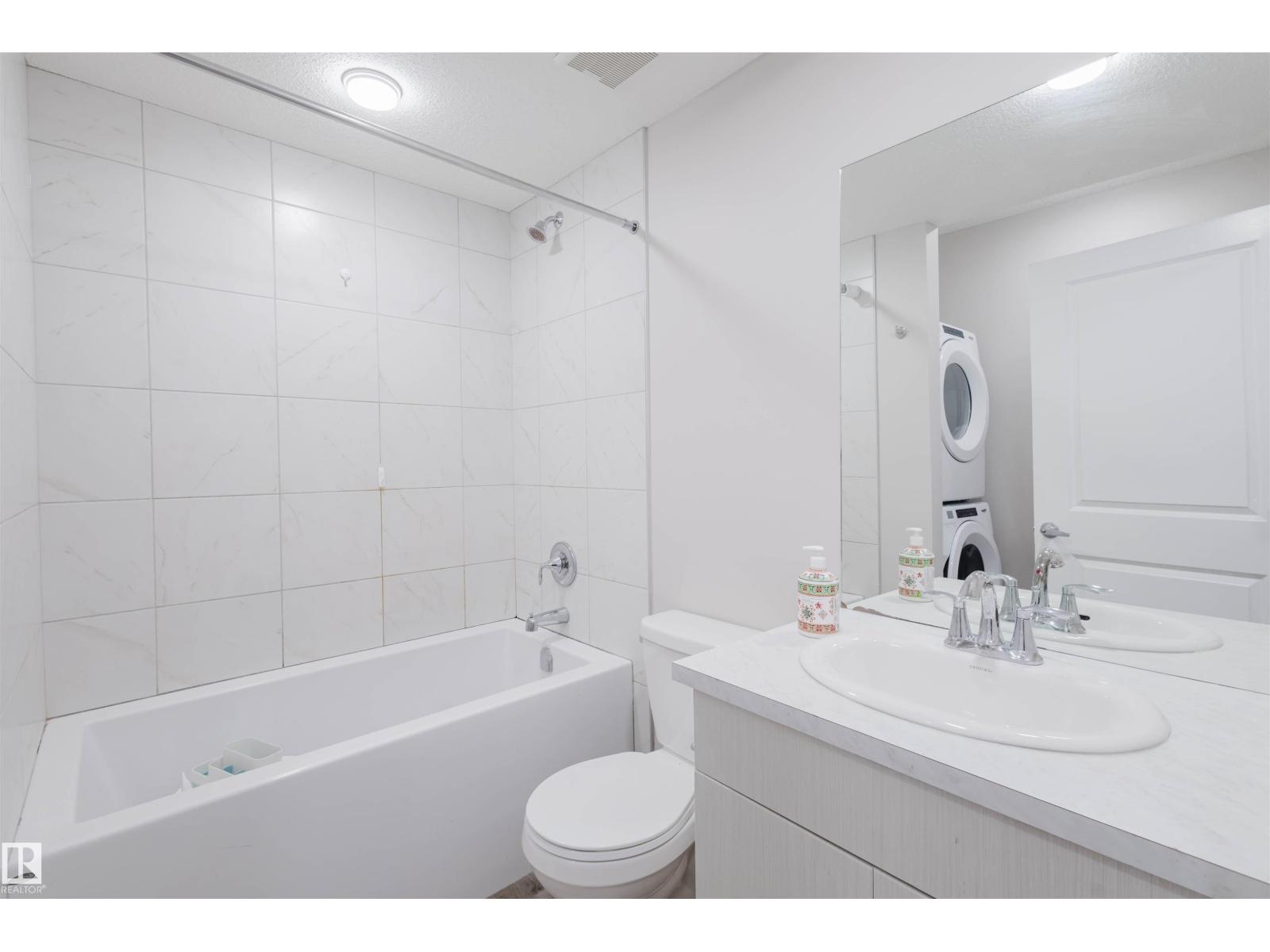 8149 226A ST NW - 42