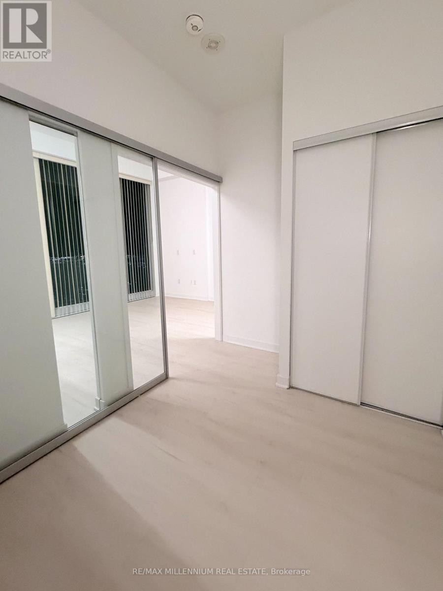 #5901 3900 CONFEDERATION PARKWAY - 9