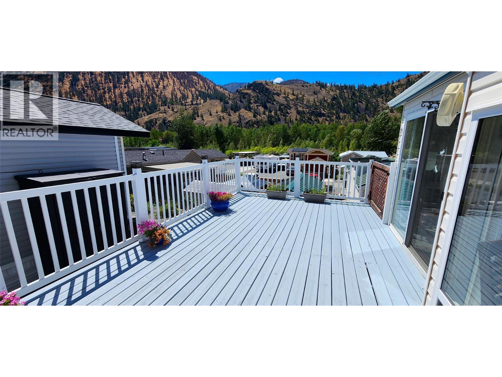 4354 3 Highway Unit# 72, Keremeos