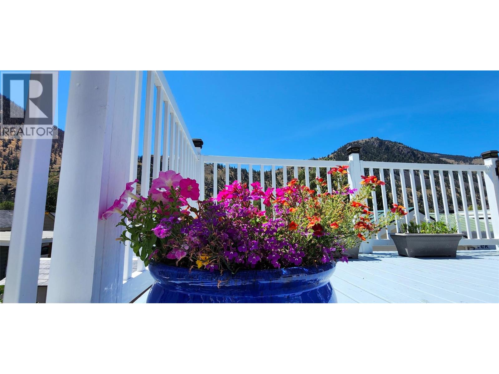 4354 3 Highway Unit# 72, Keremeos