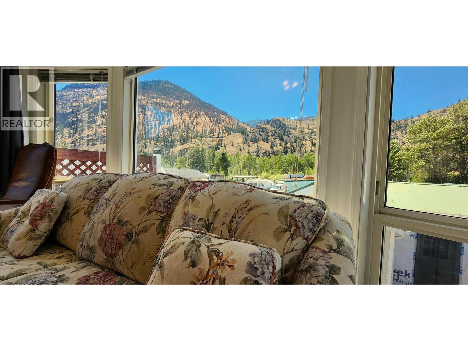 4354 3 Highway Unit# 72, Keremeos
