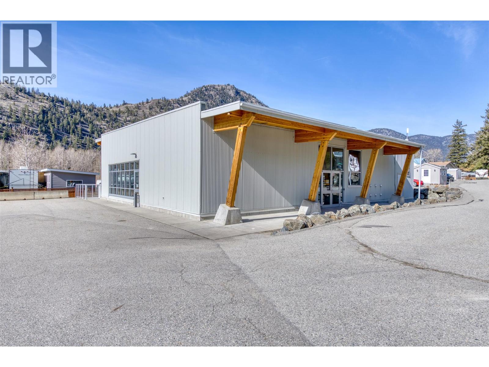 4354 3 Highway Unit# 72, Keremeos