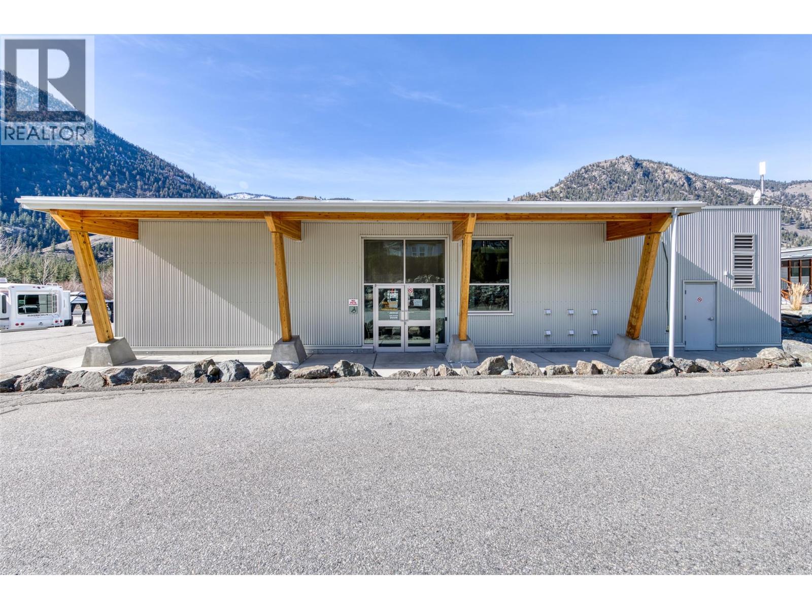 4354 3 Highway Unit# 72, Keremeos