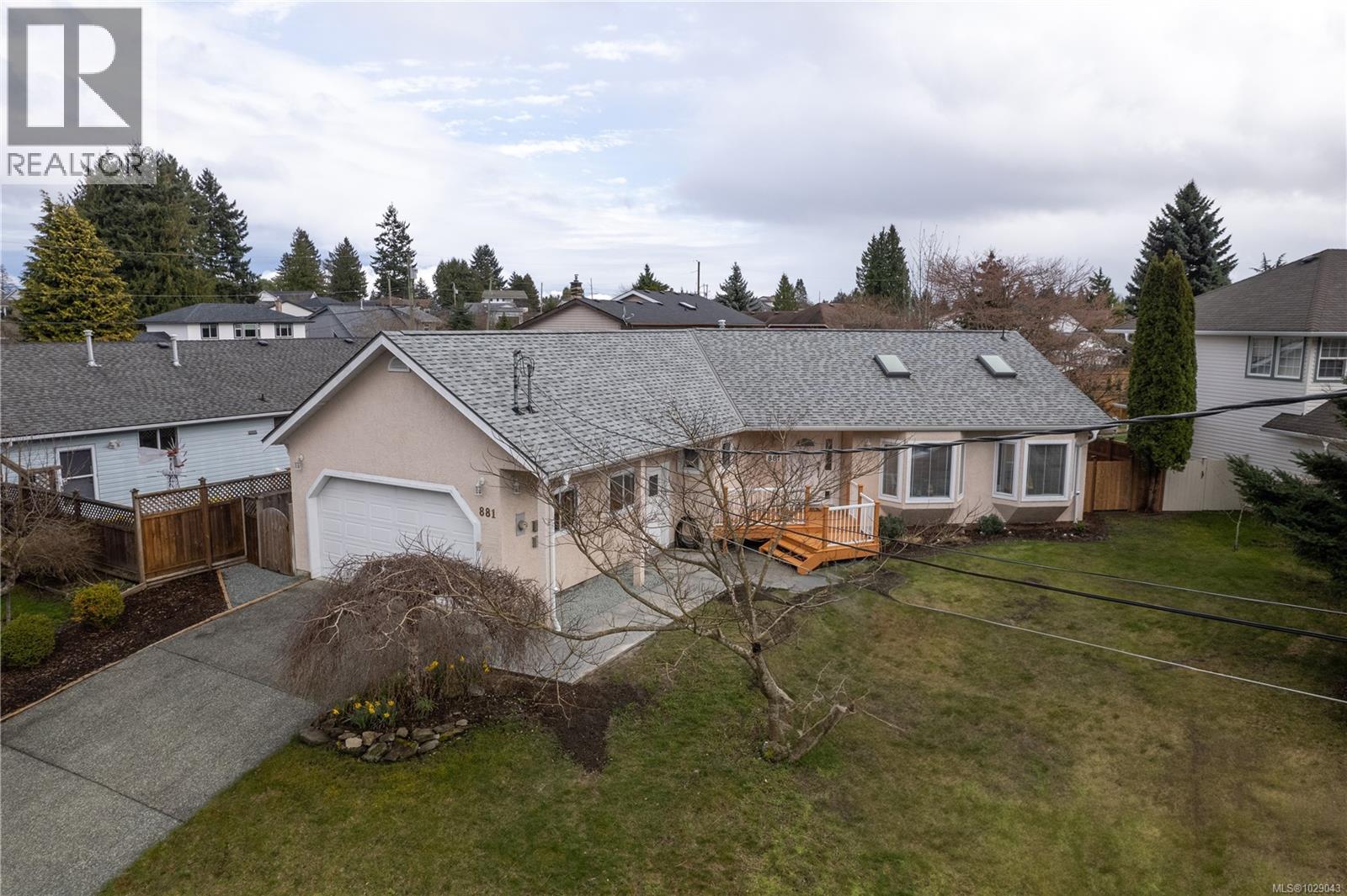 881 THERRES CRES - 26