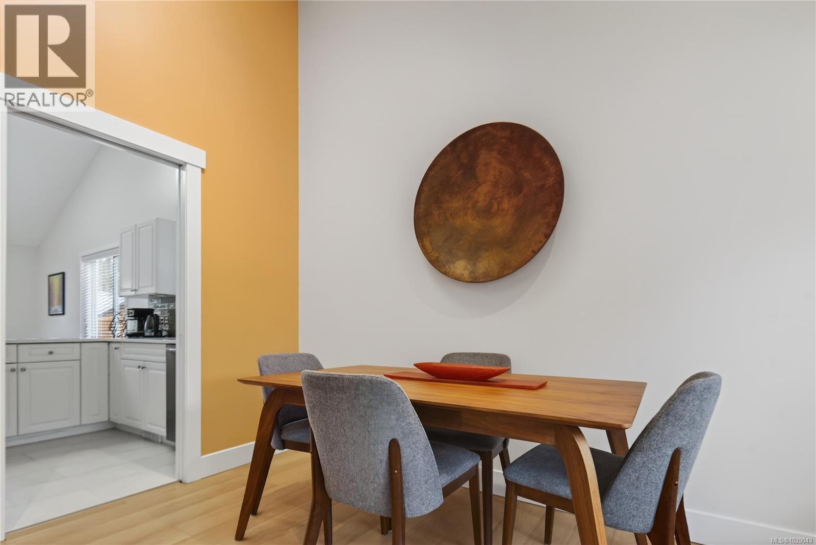 881 THERRES CRES - 7