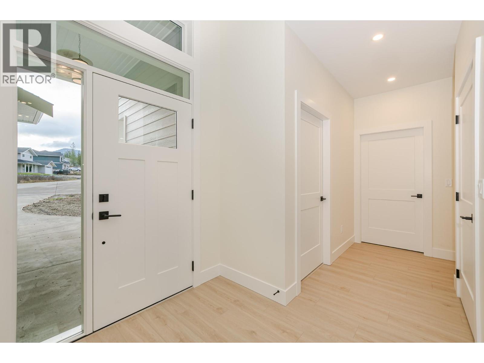 2504 Fox Glen Way Lot# 11 - 16