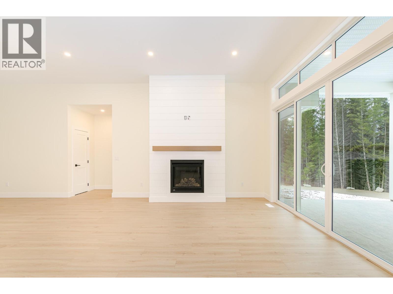 2504 Fox Glen Way Lot# 11 - 36
