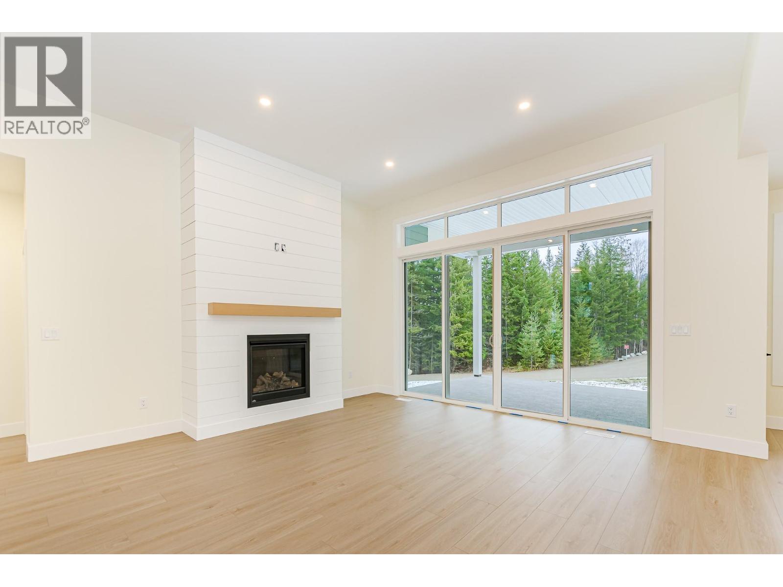 2504 Fox Glen Way Lot# 11 - 35