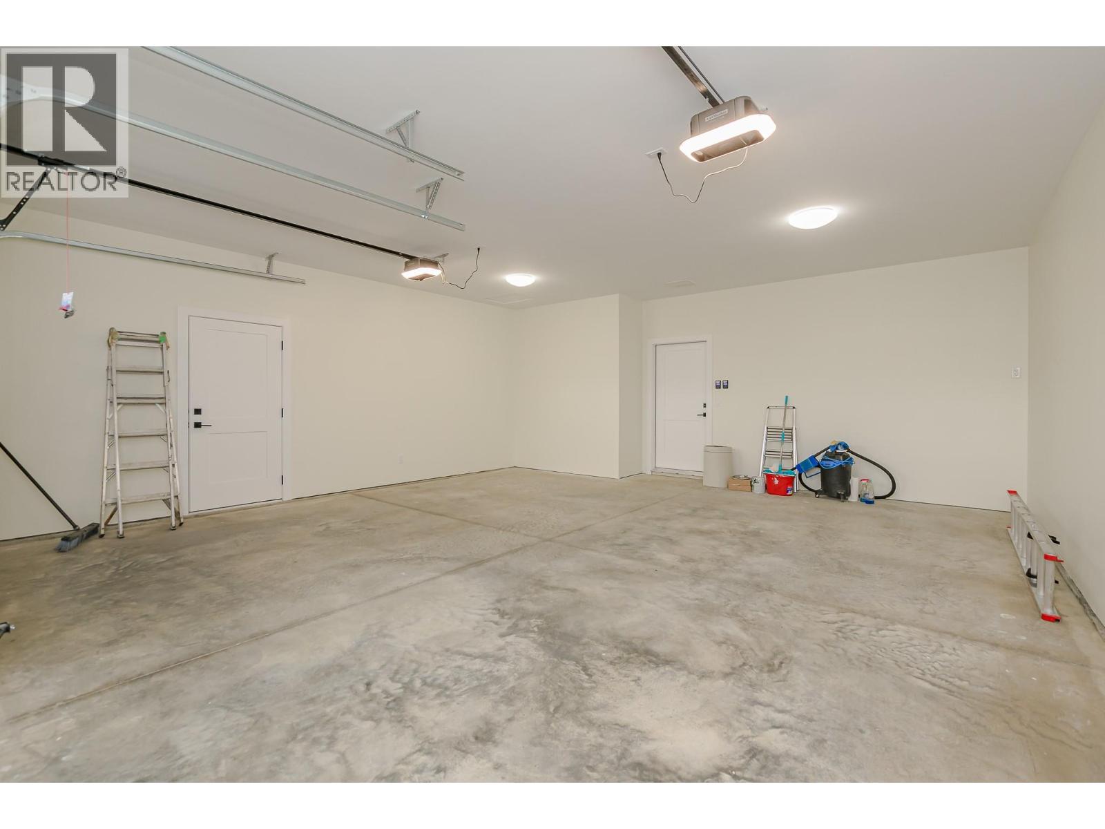 2504 Fox Glen Way Lot# 11 - 65