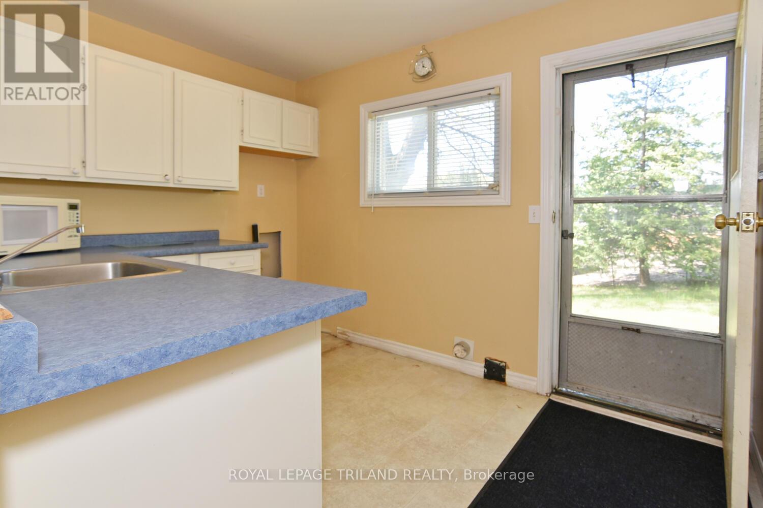 10111 HERBERT STREET - 11