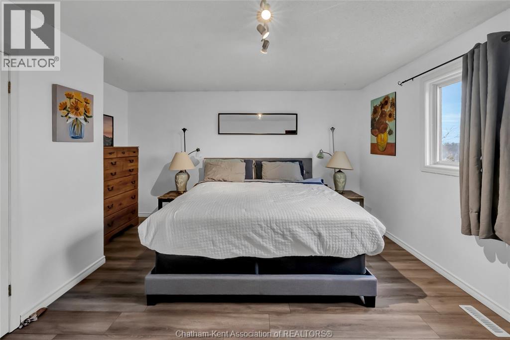 20 Phair CRESCENT - 21