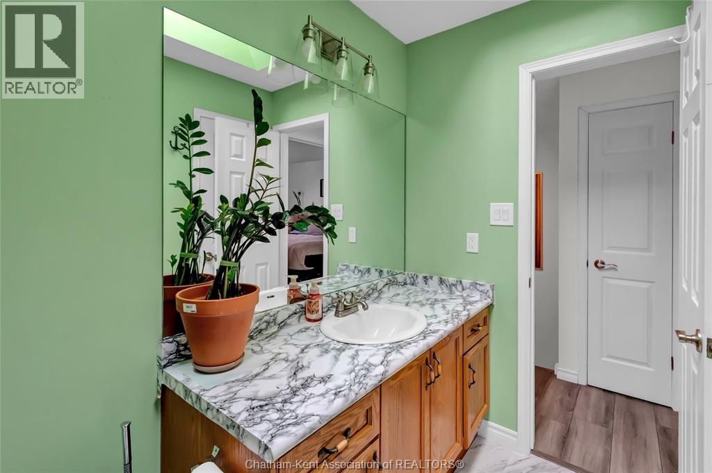 20 Phair CRESCENT - 32