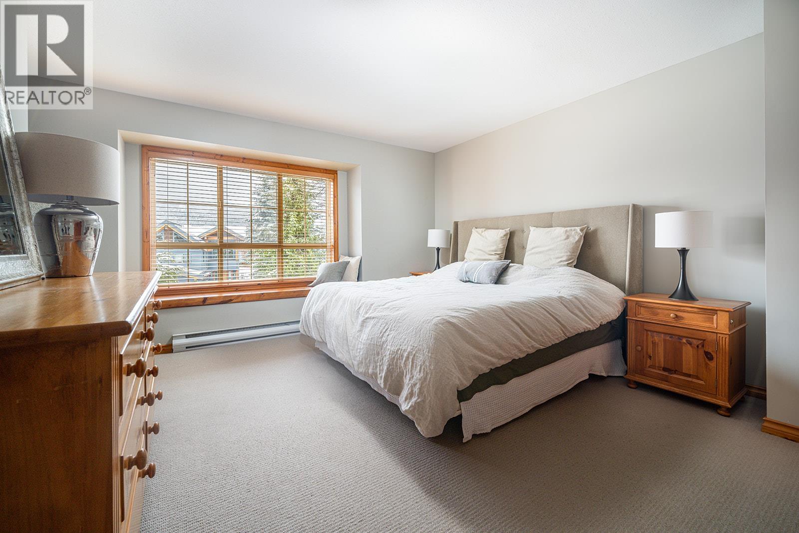 18 8030 NICKLAUS NORTH BOULEVARD, Whistler