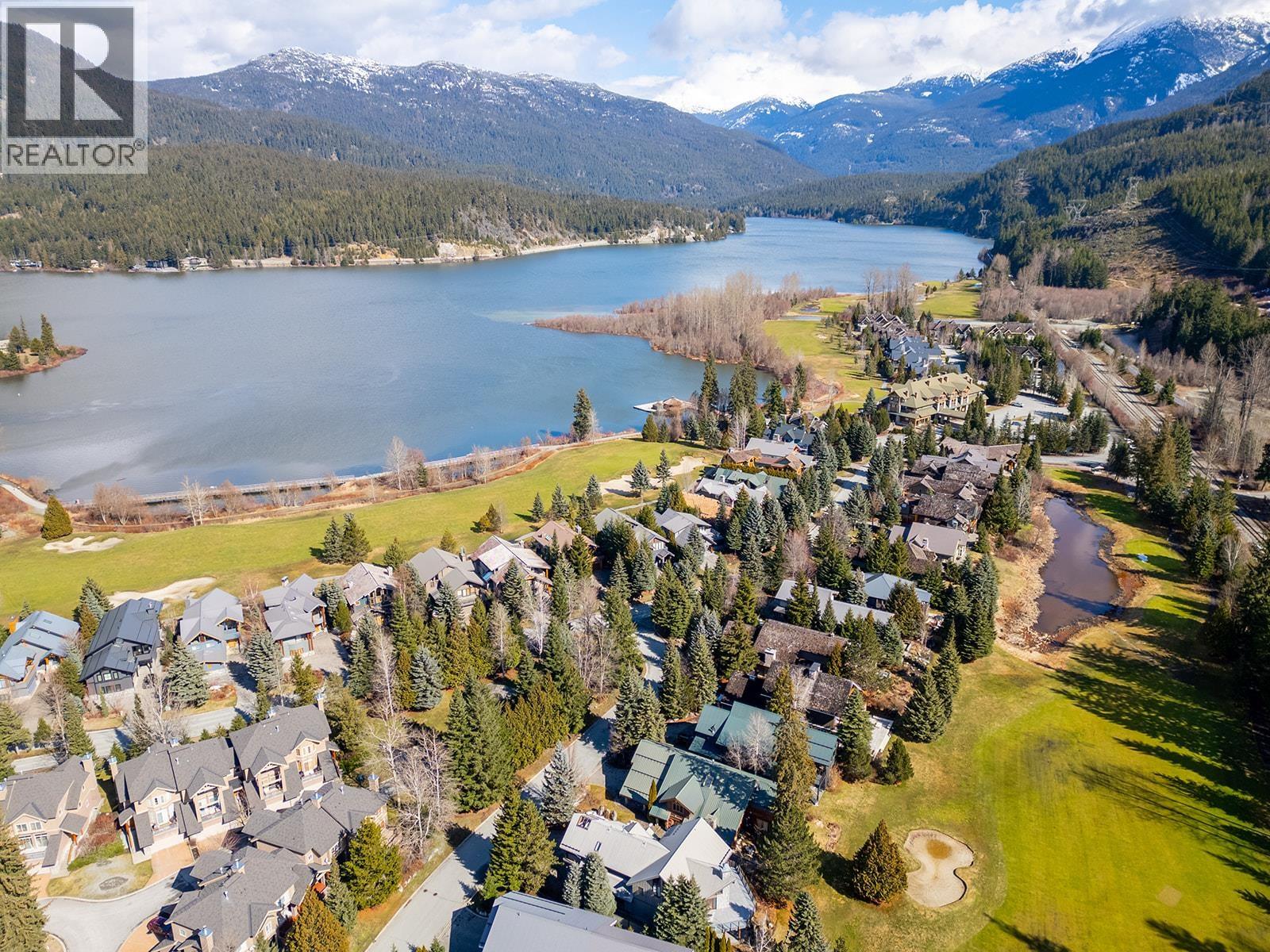 18 8030 NICKLAUS NORTH BOULEVARD, Whistler