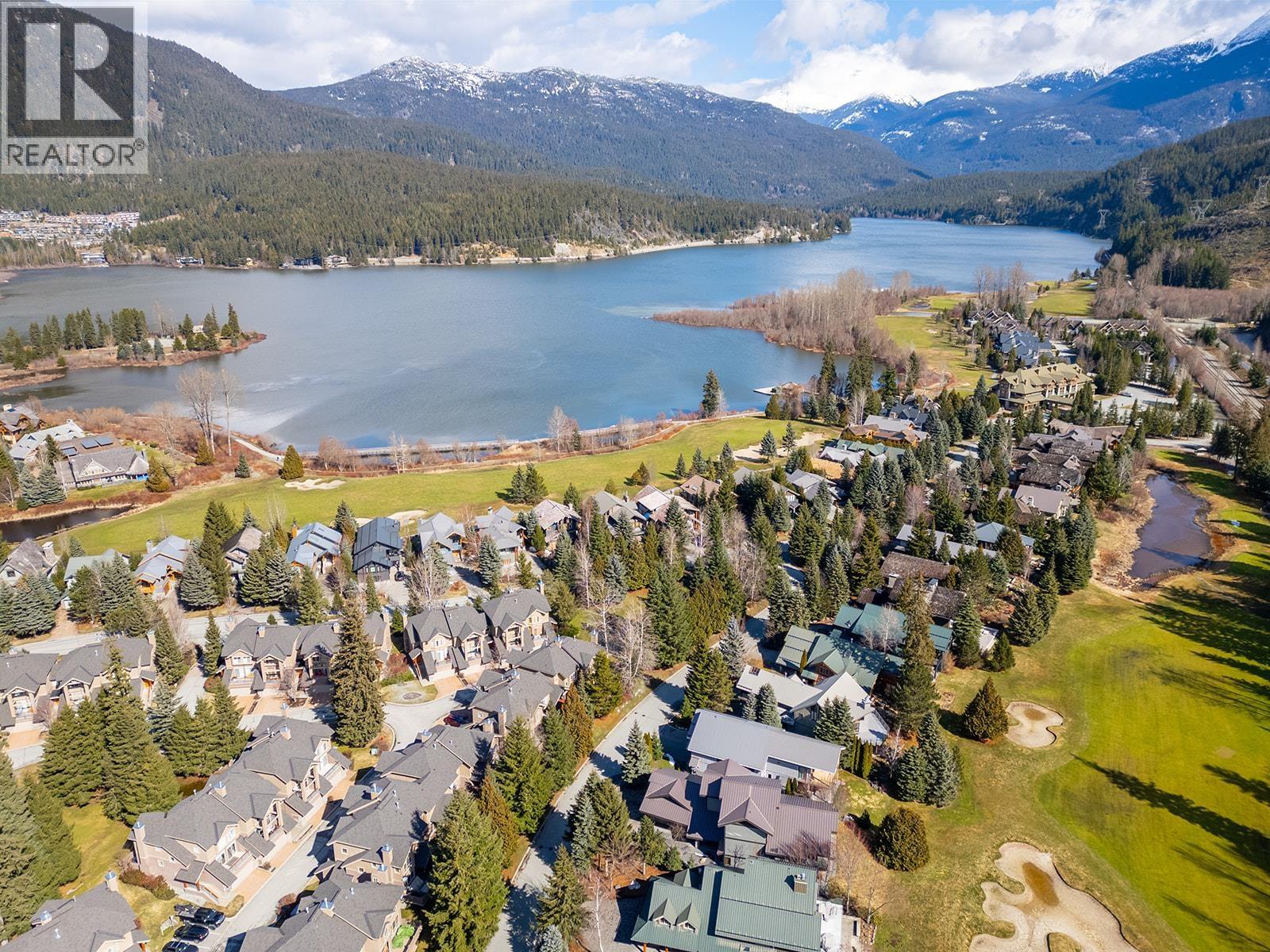 18 8030 NICKLAUS NORTH BOULEVARD, Whistler