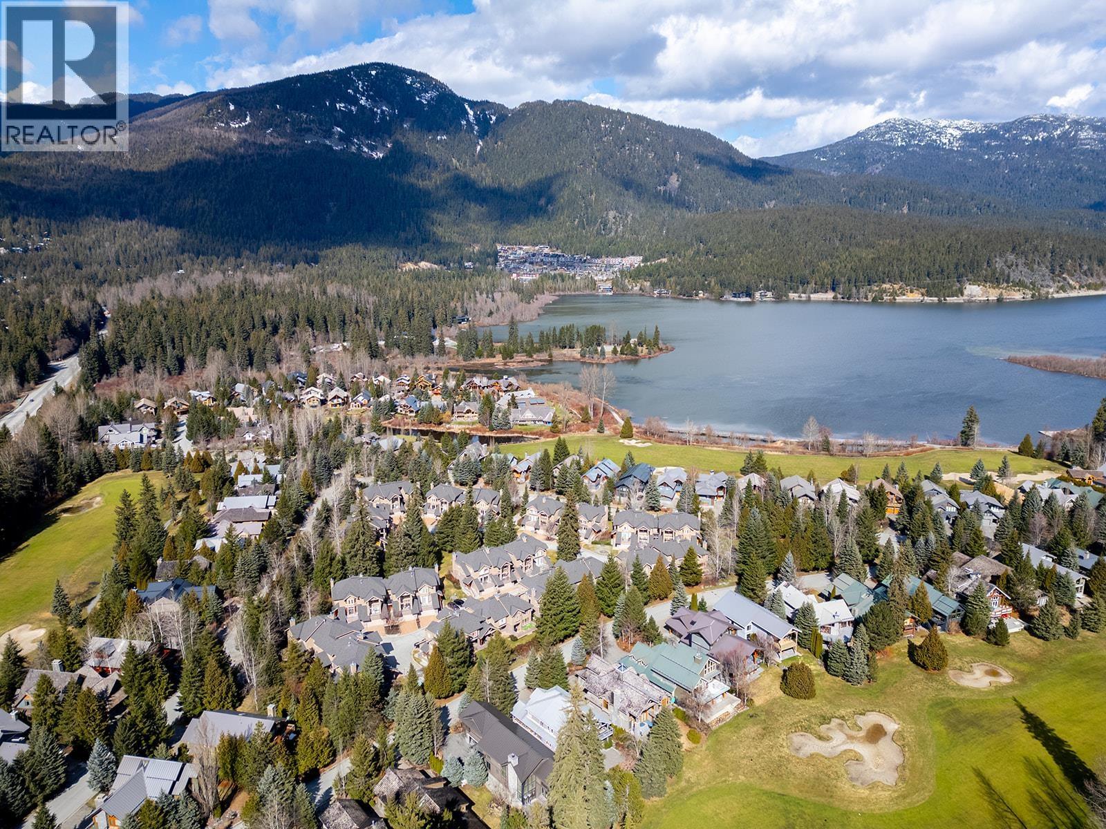 18 8030 NICKLAUS NORTH BOULEVARD, Whistler