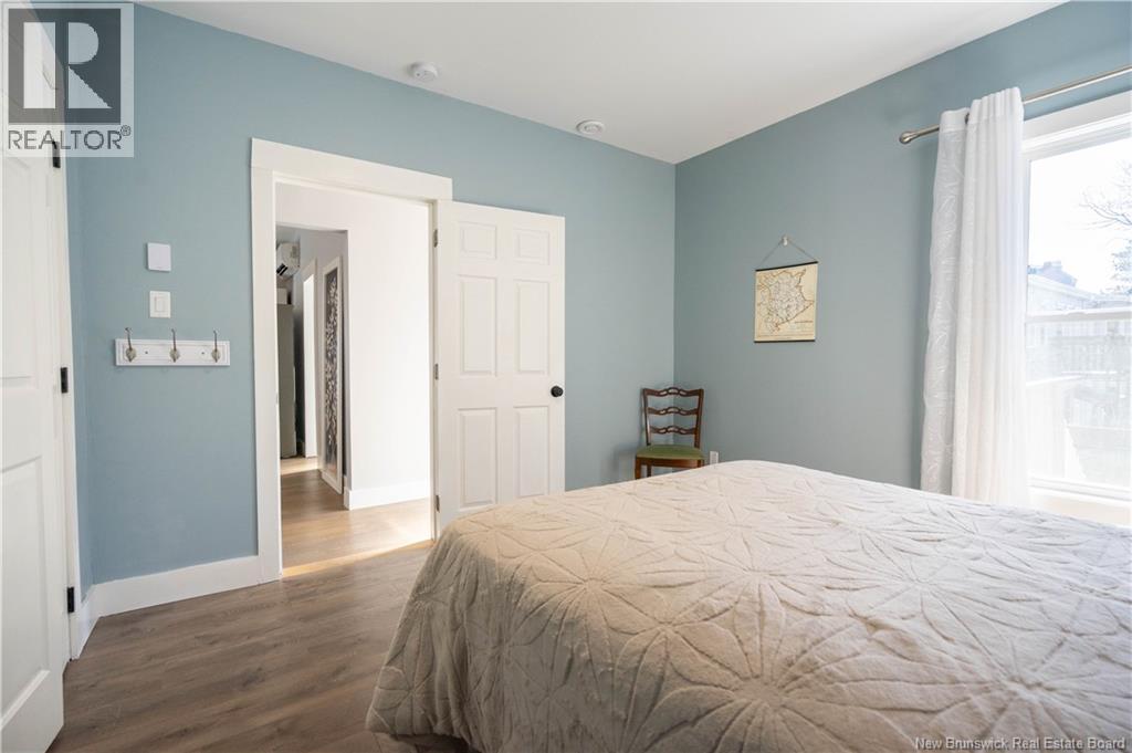 208-210 KING ST EAST - 15