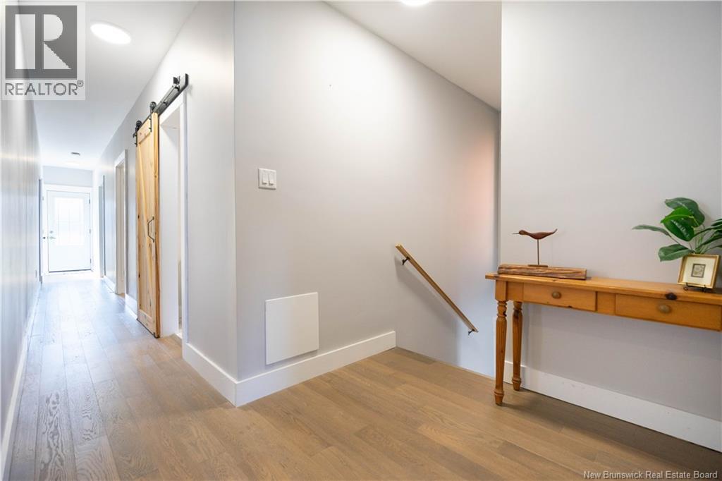 208-210 KING ST EAST - 4