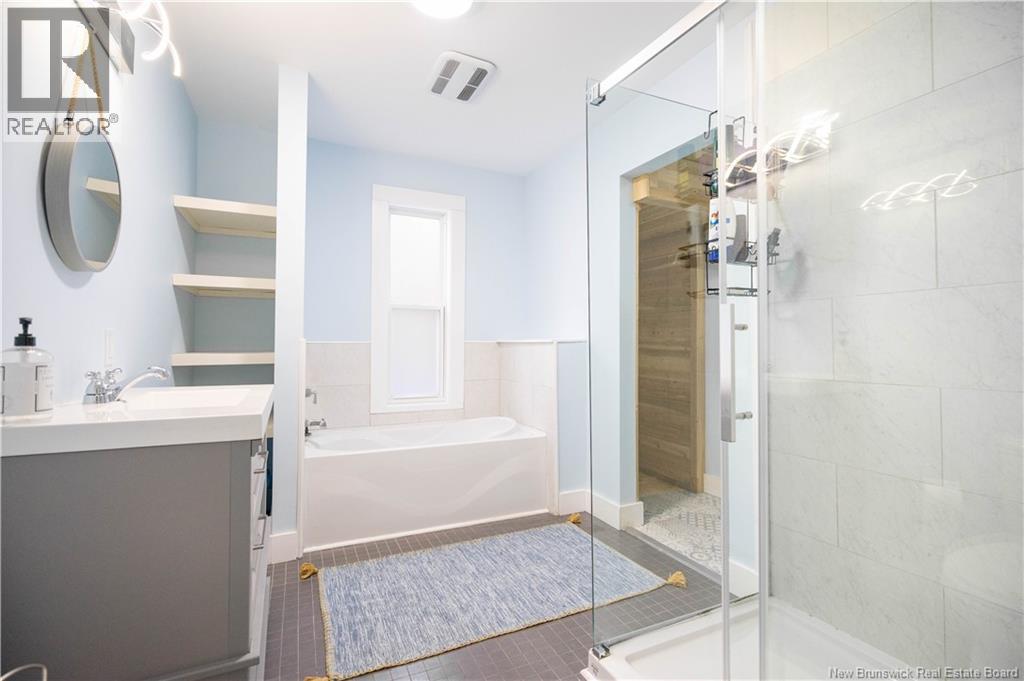 208-210 KING ST EAST - 39