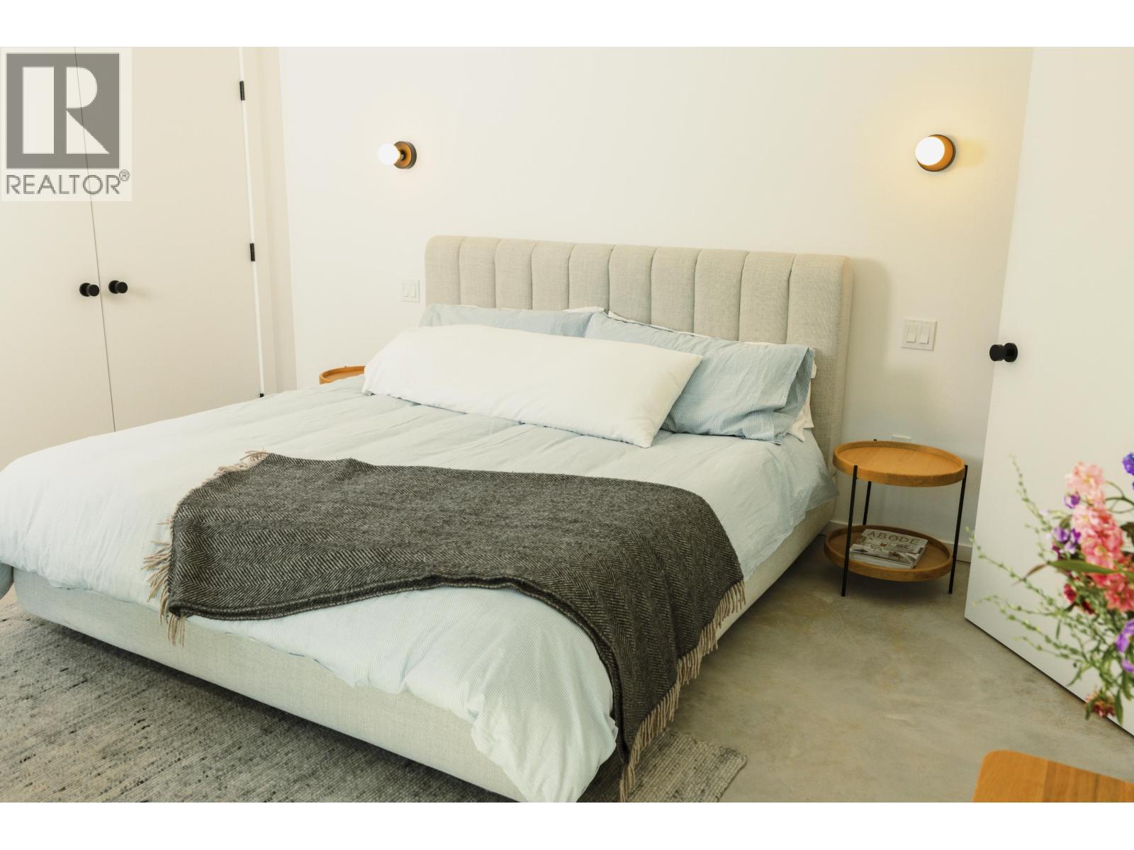 13801 LEE ROAD, Pender Harbour