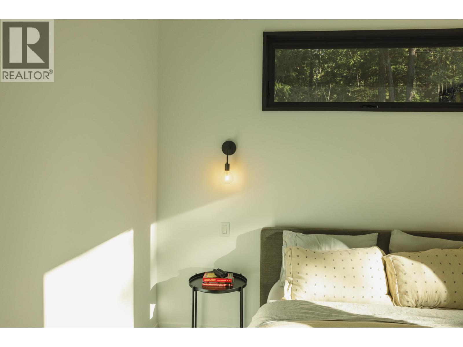 13801 LEE ROAD, Pender Harbour