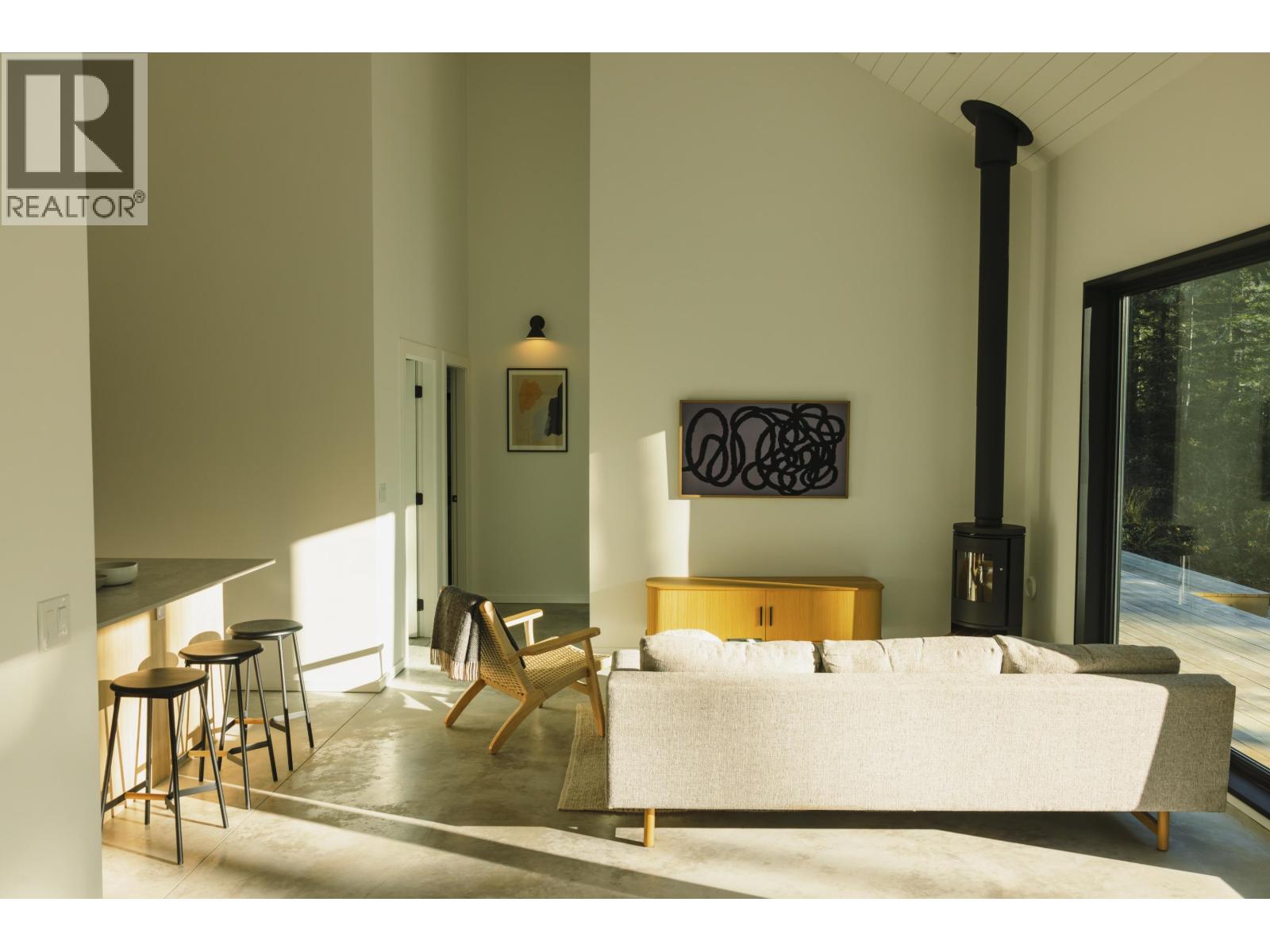 13801 LEE ROAD, Pender Harbour