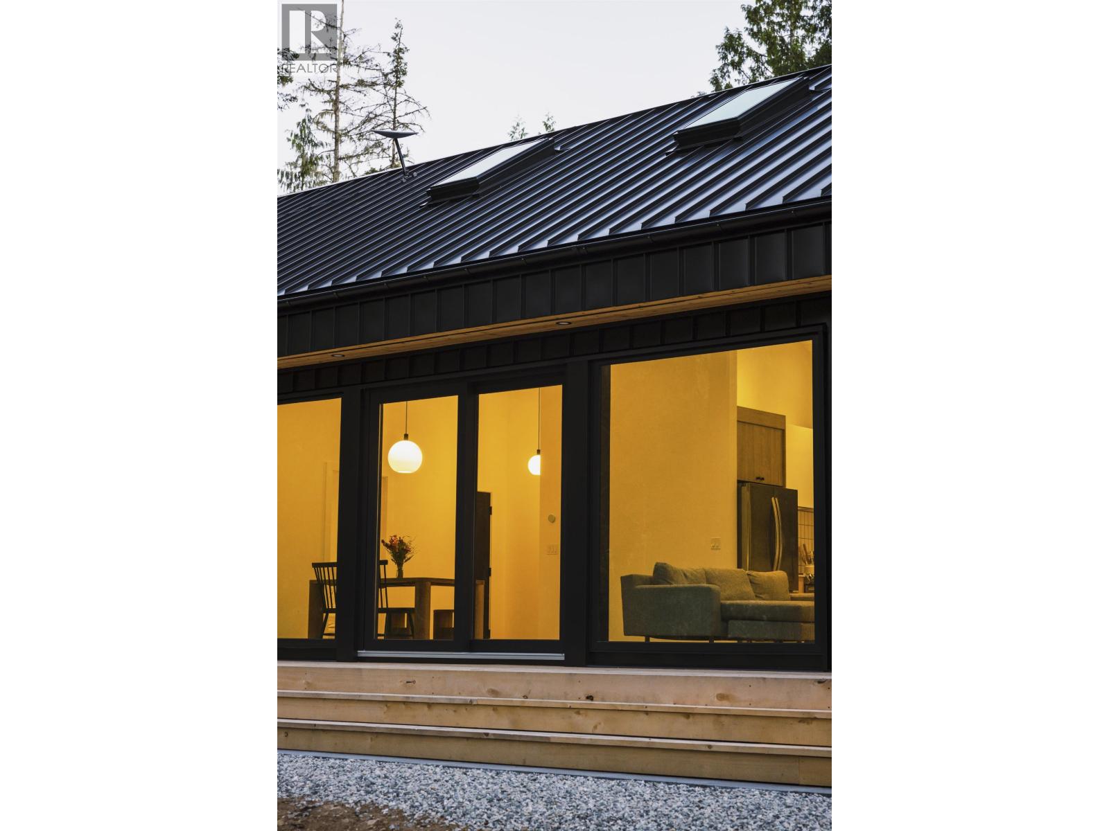 13801 LEE ROAD, Pender Harbour