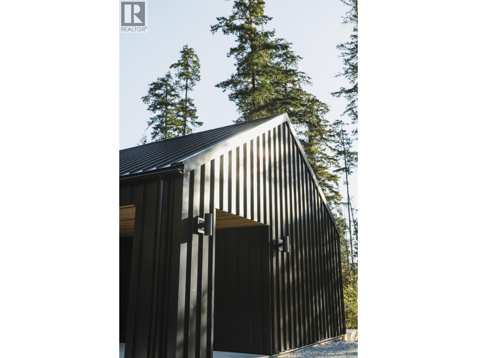 13801 LEE ROAD, Pender Harbour