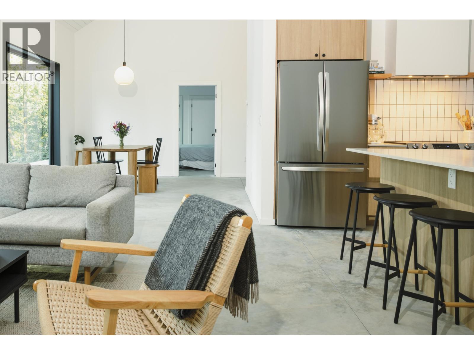 13801 LEE ROAD, Pender Harbour