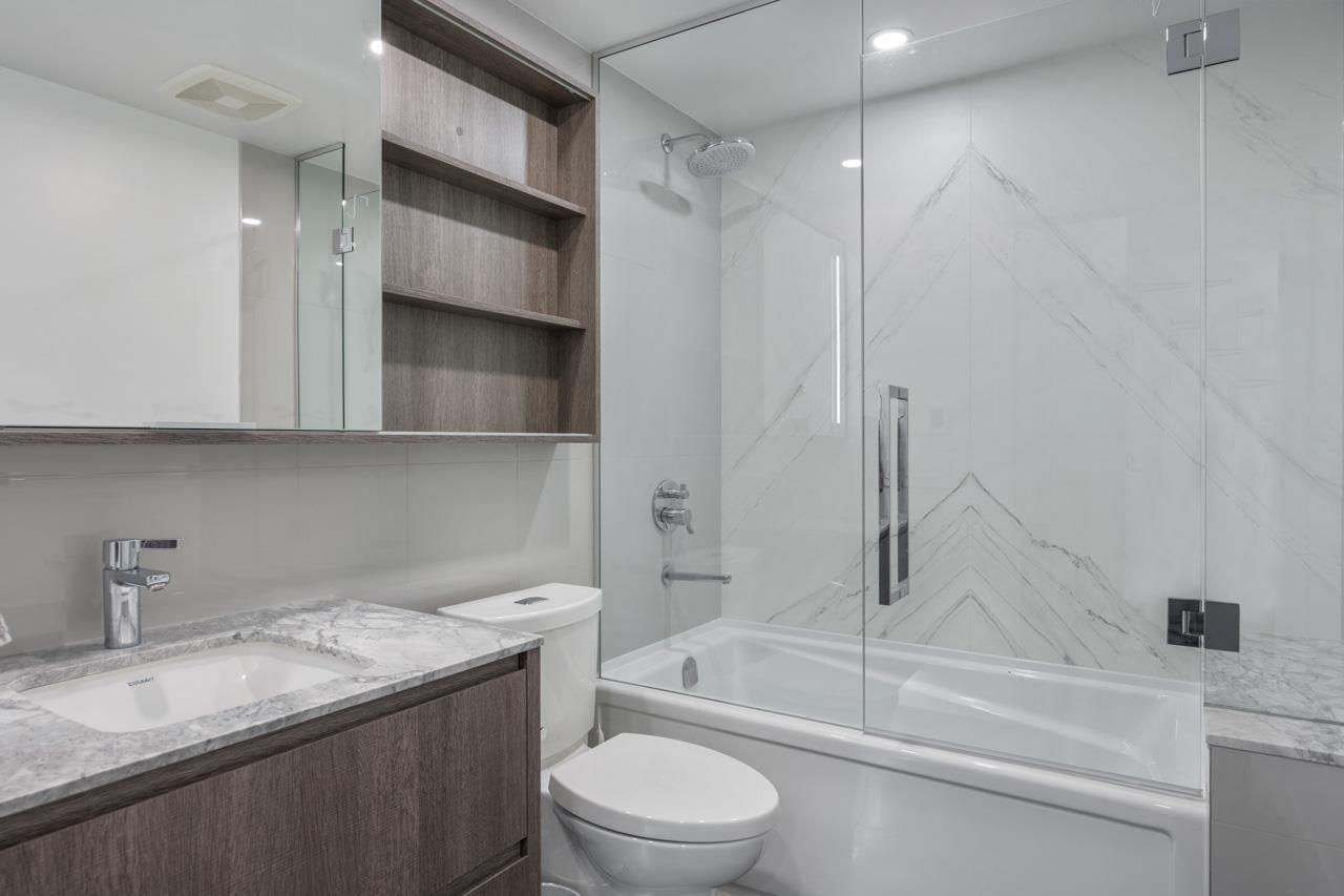 408 1441 JOHNSTON ROAD, White Rock