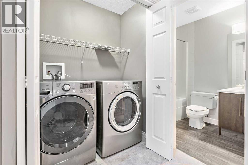 Single Family House for Sale in  Everglen Rise SW Evergreen Calgary 