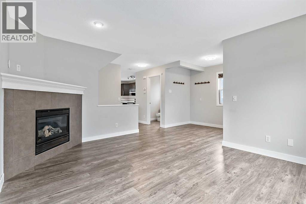 Single Family House for Sale in  Everglen Rise SW Evergreen Calgary 