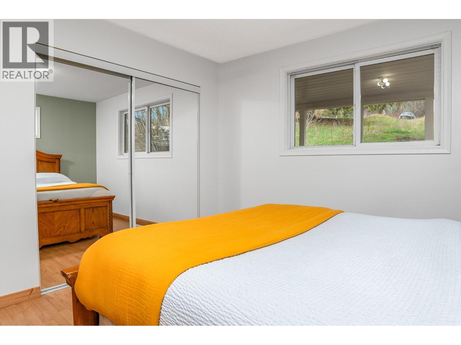 338 VALLEYVIEW Drive, Creston