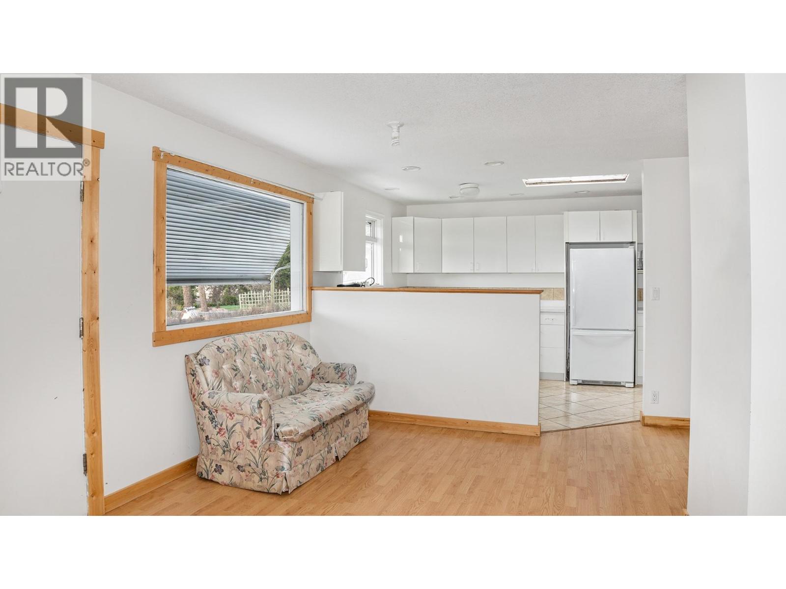 338 VALLEYVIEW Drive, Creston