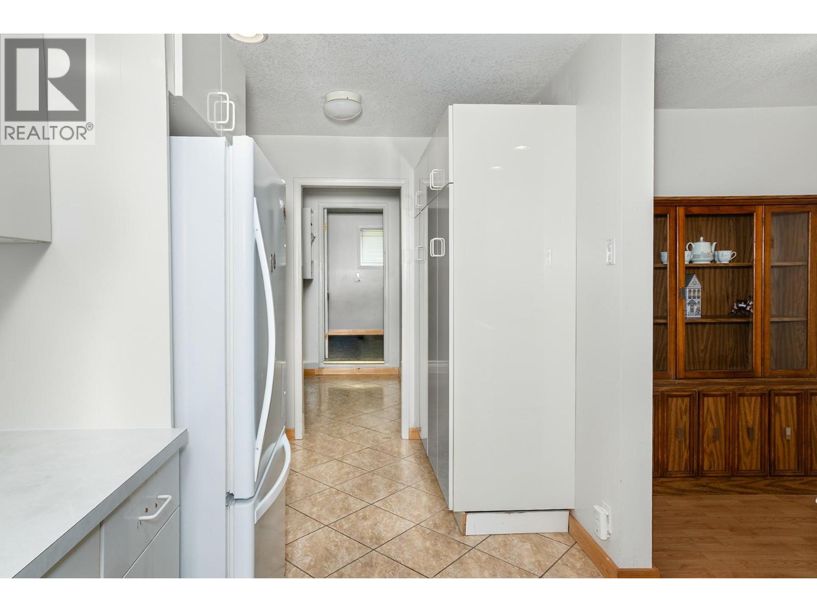 338 VALLEYVIEW Drive, Creston