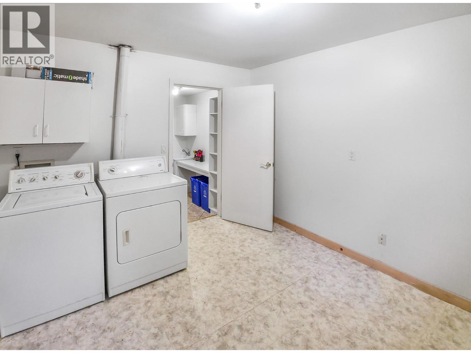 338 VALLEYVIEW Drive, Creston