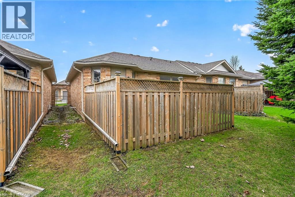 18 CRITZIA Drive, Mount Hope, Ontario