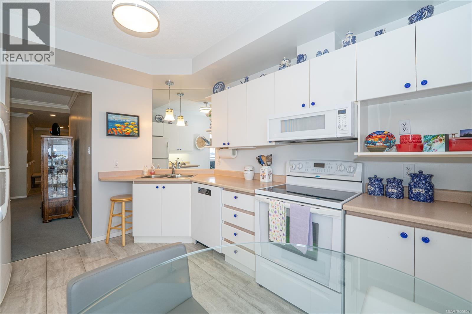 1401 1020 View Street, Victoria