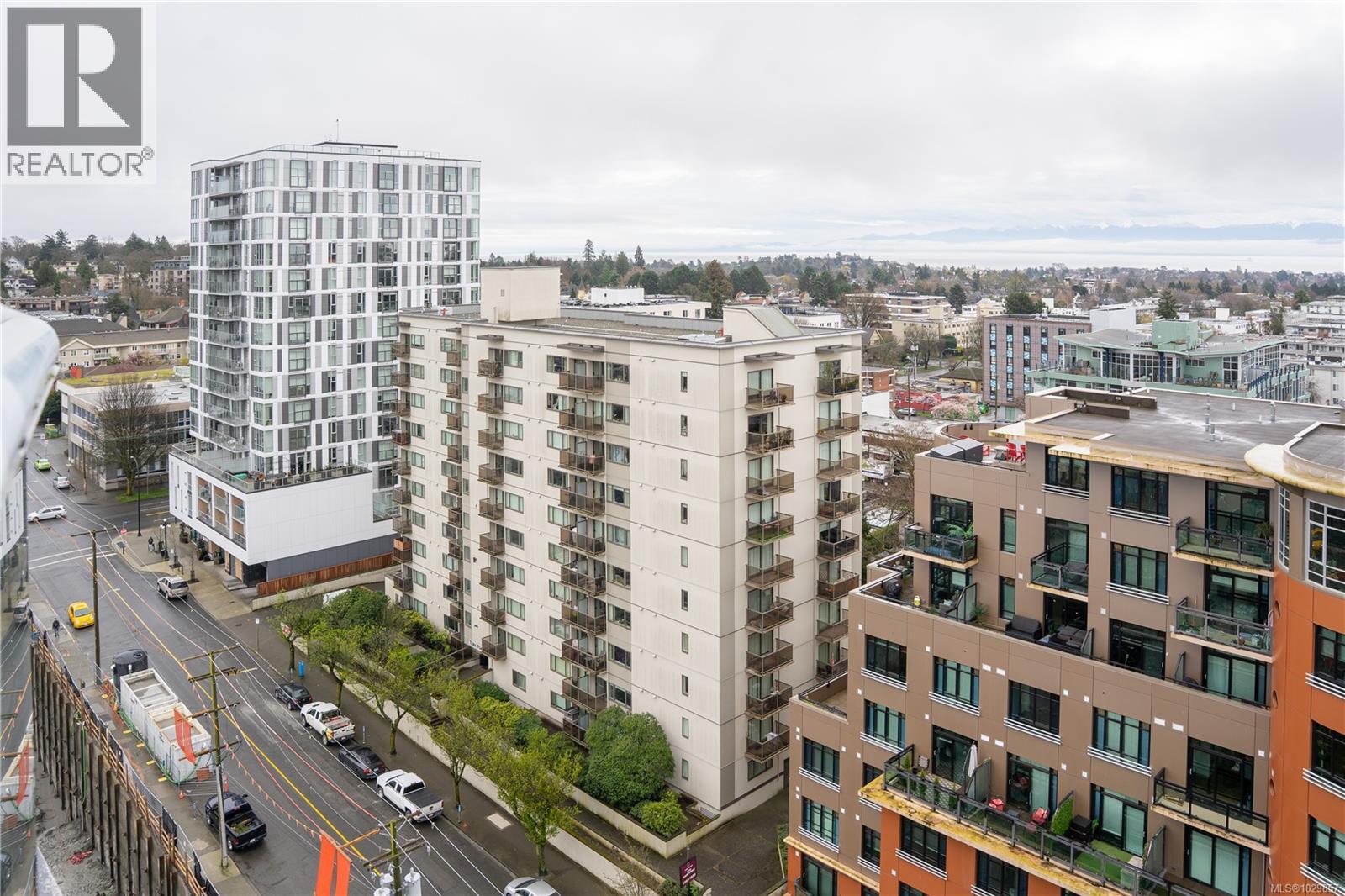 1401 1020 View Street, Victoria