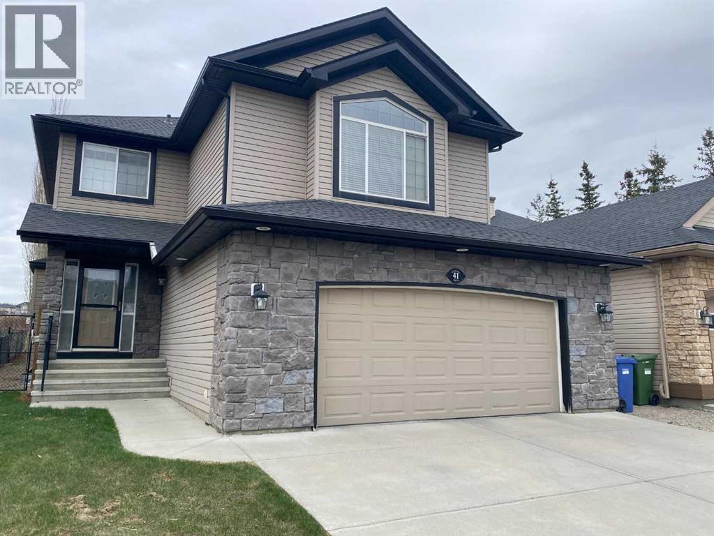41 Kincora Drive NW
