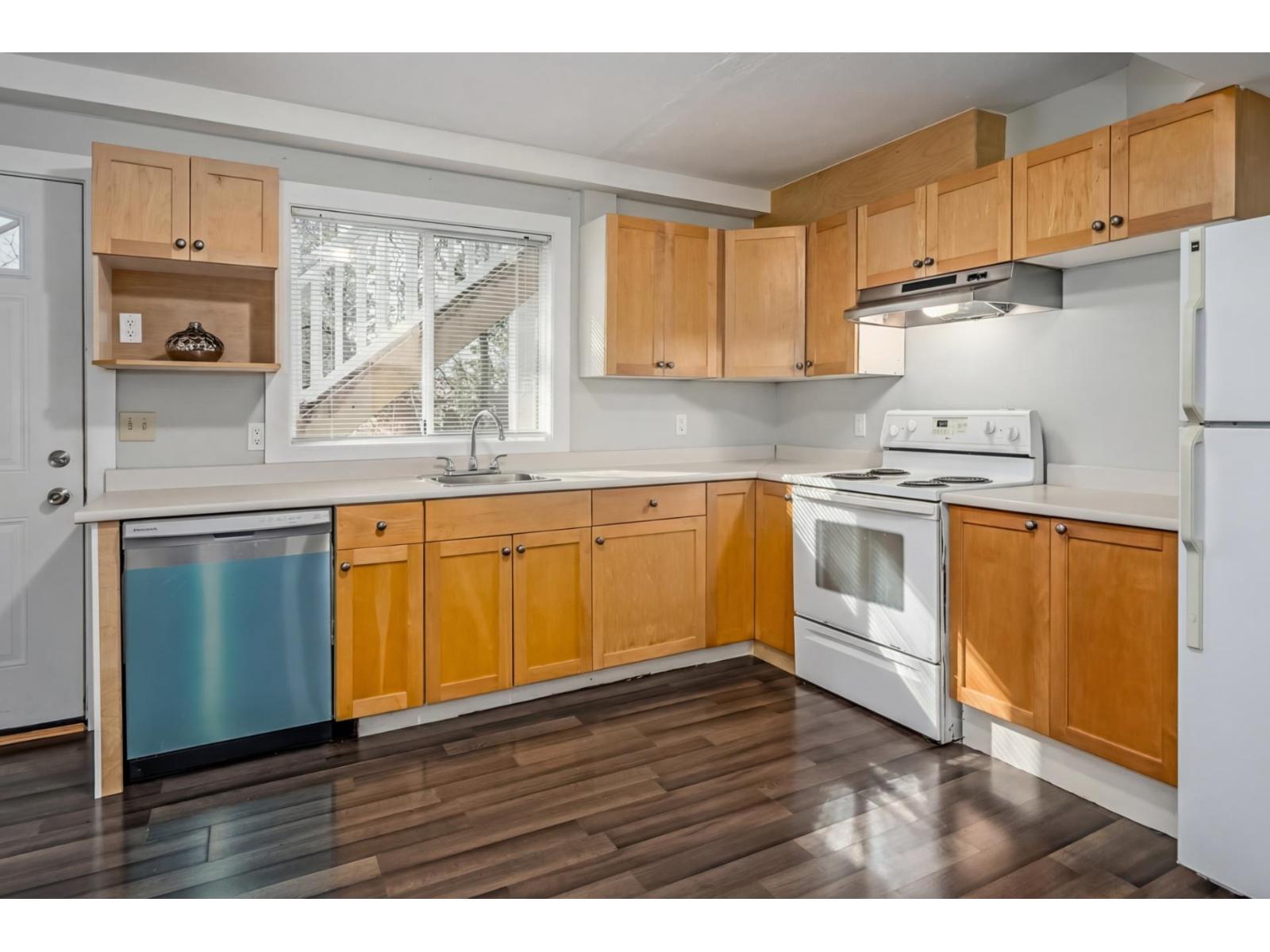 8442 HARMS STREET, Mission