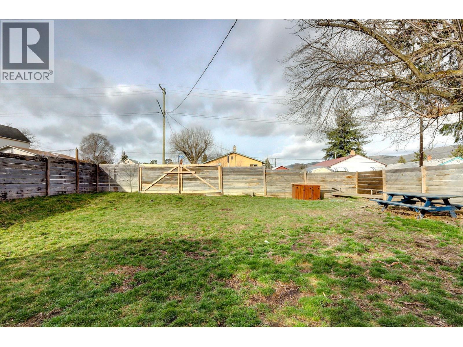 1703 33 Street, Vernon