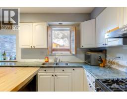 Living room - 1703 33 Street, Vernon, BC V1T5P9 Photo 6