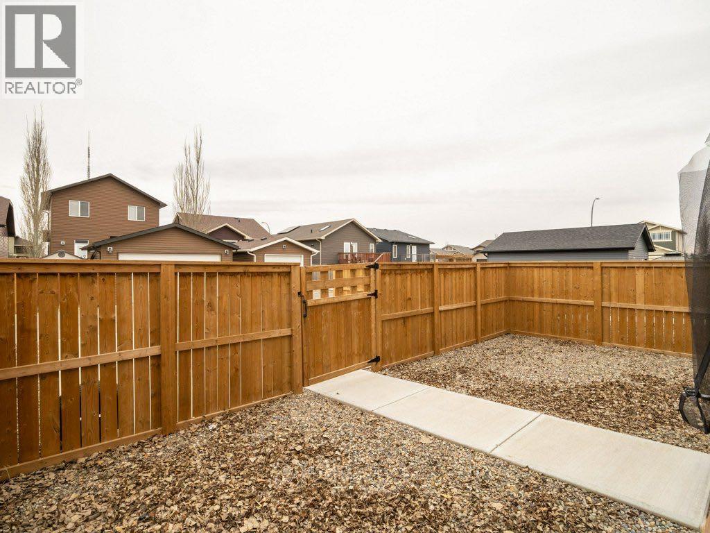 308 UPLANDS BOULEVARD N - 36