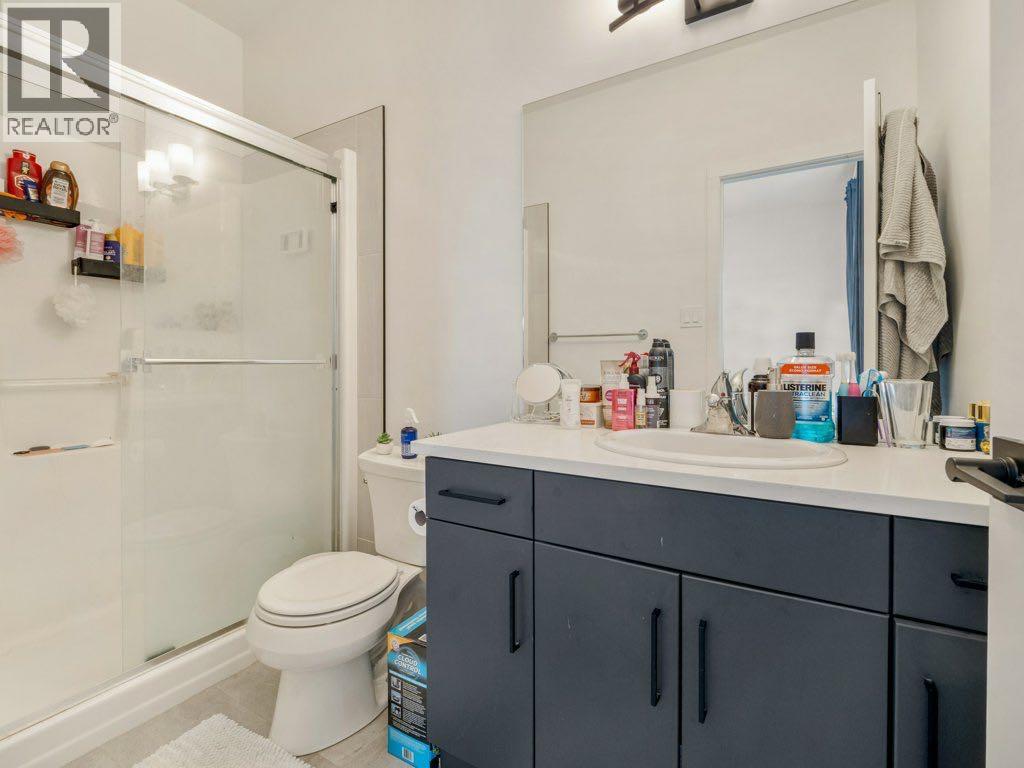 308 UPLANDS BOULEVARD N - 21